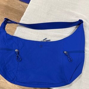 lululemon athletica Blue Women's Bag slouchy sling 13 L New no tags On